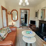 Riverbank At Stepping Stones Apartment *