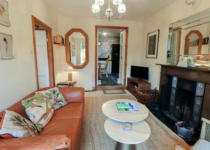 Riverbank At Stepping Stones Apartment *